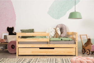 Dětská postel z borovicového dřeva s úložným prostorem v přírodní barvě 90x160 cm Mila CPD – Adeko
